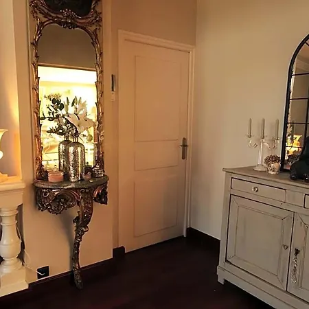La Clef Des Champs Bed & Breakfast