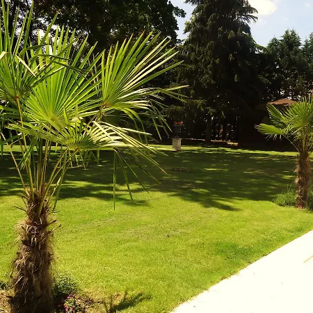 La Clef Des Champs Bed & Breakfast Chailly-en-Biere